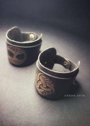 Скандинавский кожаный браслет викинга