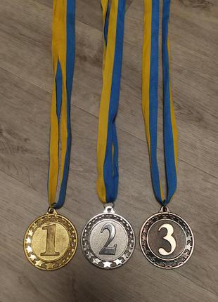 Наградные медали 1,2,3 место комплект1 фото