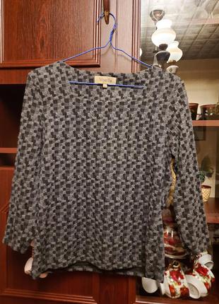 Женская кофточка