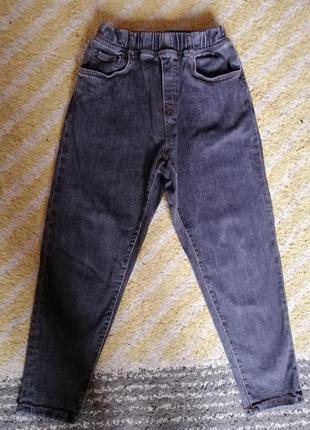 Джинсы zara для мальчика.