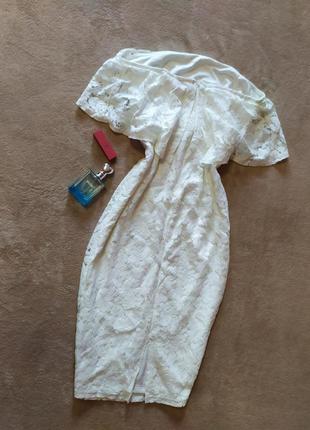 Шикарное кружевное платье бандо миди с воланом2 фото