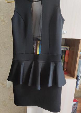 Черное платье с открытой спиной1 фото