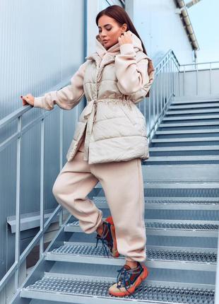 Костюм тройка