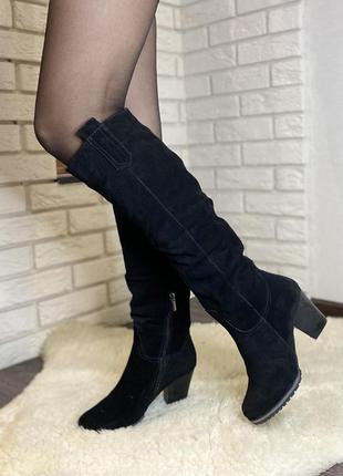 Замшеві зимові чоботи