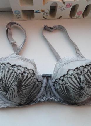 Бюстгальтер 30d 70d