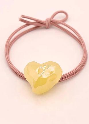Резиночка для волос с желтым сердечком