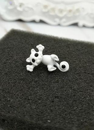 Детские сережки кошки белые - размер 2см, цинковый сплав