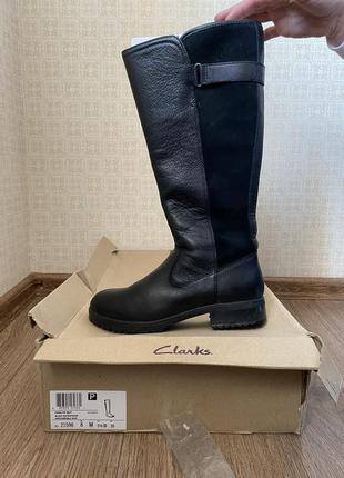 Сапожки clarks