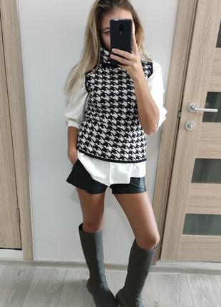 Свитер безрукавка 2