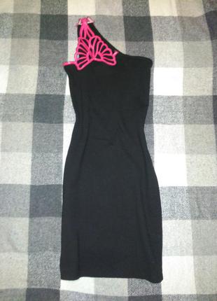 Сукня чорна обтисла