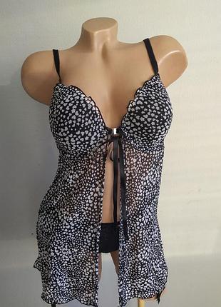 Пеньюар бебі-дол з поролоновою чашкою.