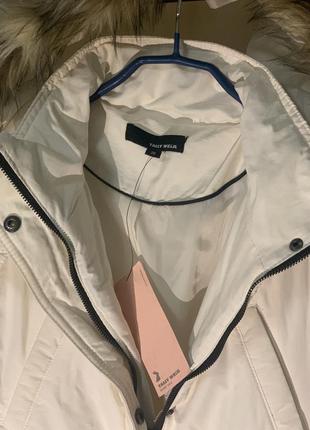 Tally weijl куртка удобная кремовая зима/осень  новая размер 38 (м)2 фото