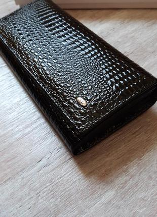 Кошелек кожаный легкий sergio torretti портмоне натуральная кожа женский лак гаманець st5 фото