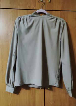 Женская блузка s-m, бу в идеальном состоянии, жіноча блузка мокко