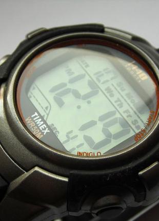 Timex 692-t5j561 1440 чоловічі годинники із сша indiglo wr100m4 фото