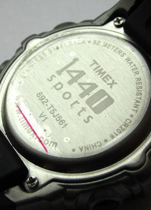 Timex 692-t5j561 1440 чоловічі годинники із сша indiglo wr100m9 фото