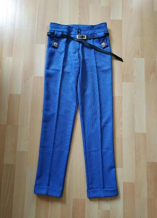 Обалденные брючные штаны синего цвета