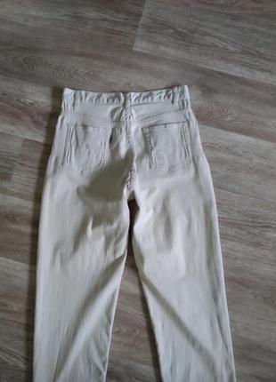 Натуральные светлые по типу мом котоновые брюки 40/l  teddy's jeans6 фото