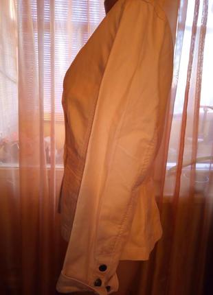 Котоновый пиджак персикового цвета, приталенного силуета, размер м2 фото