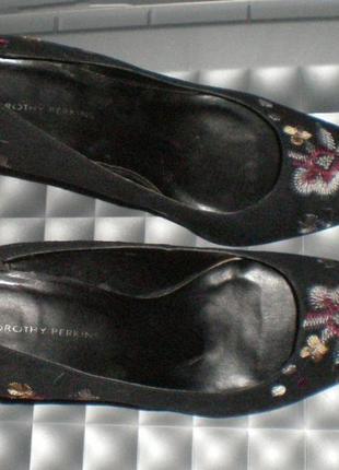 Дивовижні туфлі від dorothy perkins3 фото
