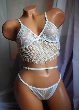 Витончений білий мереживний комплект жіночої нижньої інтимного еротичного білизни "арабеска" з топом
