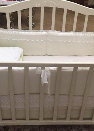 Дитяче ліжечко