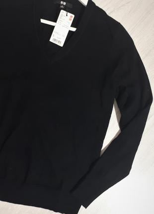 Черный свитер с v-вырезом от uniqlo/свитер шерсть 100%/теплый шерстяной свитер5 фото
