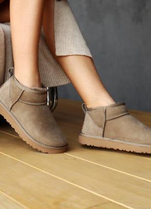 Угі ultra mini brown уггі уггі