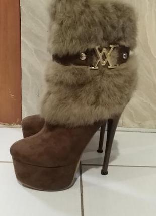 Зимові чобітки.