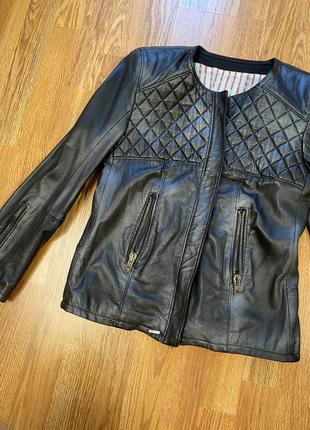 Куртка кожанка