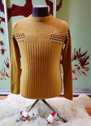 Шерстянной теплый свитер rabsido