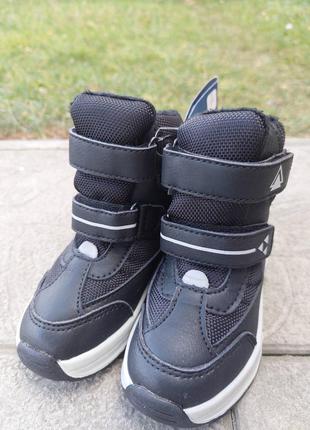 Зимние ботинки дутики на липучках3 фото