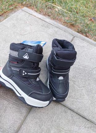 Зимние ботинки дутики на липучках6 фото