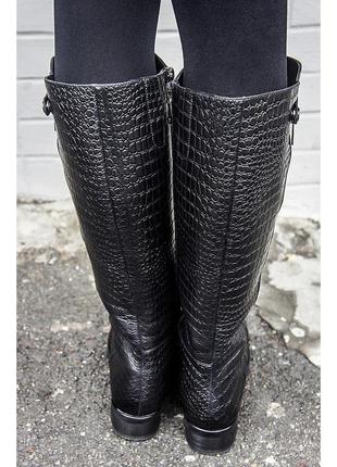 Високі з натуральної шкіри чоботи жіночі 36 розмір з хутром woman's heel чорні на низькому ходу6 фото