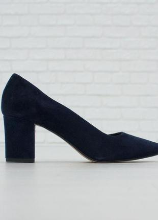 Туфли женские замшевые 37 размер на низком каблуке woman's heel синие с заостренным носком4 фото