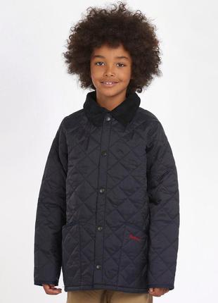 Демісезонна стьобаний куртка barbour boy's liddesdale quilted jacket