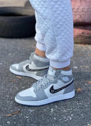 Женские кроссовки nike air jordan heiress NCAA 1 Stage , jordan heiress Stage5 фото