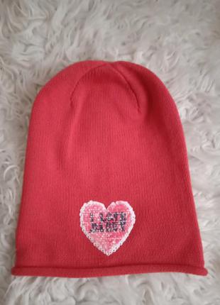 Шапка бренд