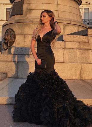 Sherri hill чорне плаття випускне