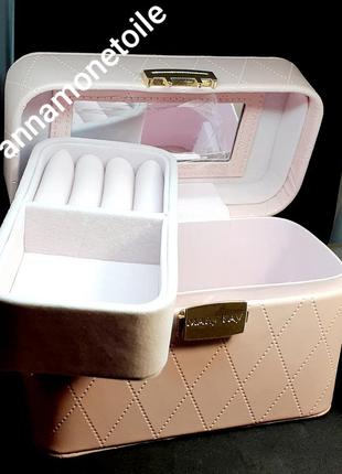 Розовый кейс шкатулка мери кей