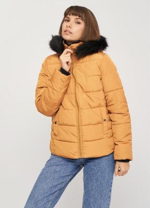 Курточка пуховик куртка жіноча lefties outerwear. розмір s та m.1 фото