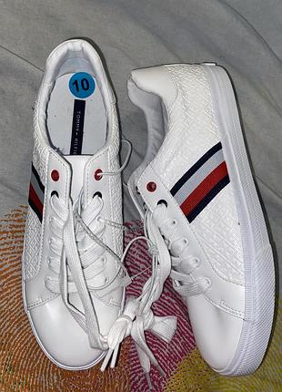 Шикарные женские кеды tommy hilfiger  оригинал с сша размер 38.5-39.5-40.5!