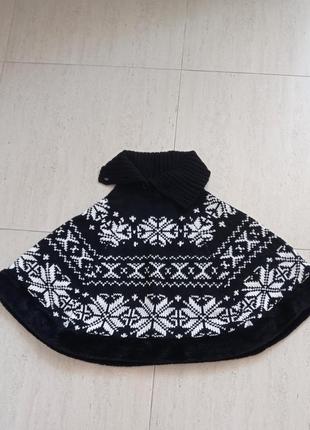 Трендовое пончо с орнаметом