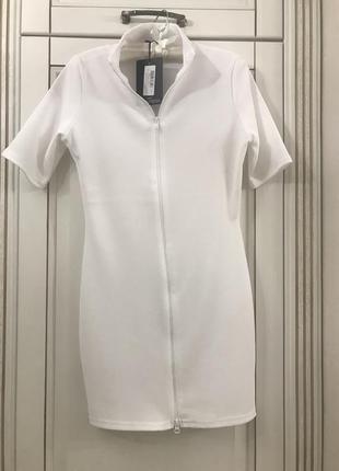 Біле бандажне обтягуюче плаття сукня з коротким рукавом бренд plt