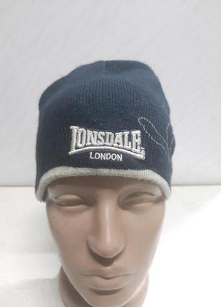 Шапка ' lonsdale