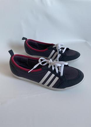 Фірмові балетки, макасины від adidas 38
