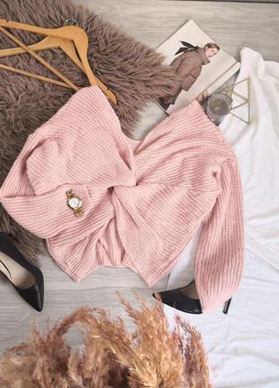 Шикарный розовый свитер с узлом