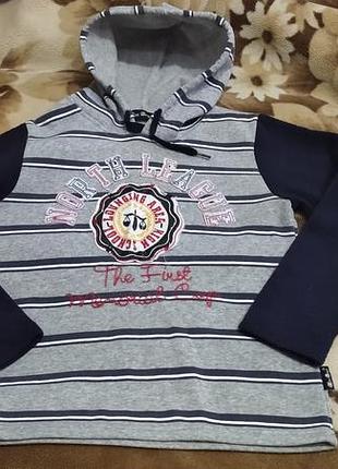 Толстовка на мальчика от 7 лет