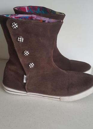 Сапожки замша натуральная фирма vans.