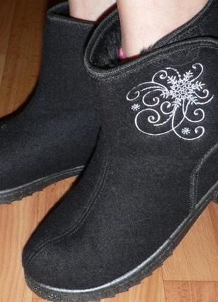 Жіночі зимові чоботи бурки уггі валянки черевики сноубутсы2 фото